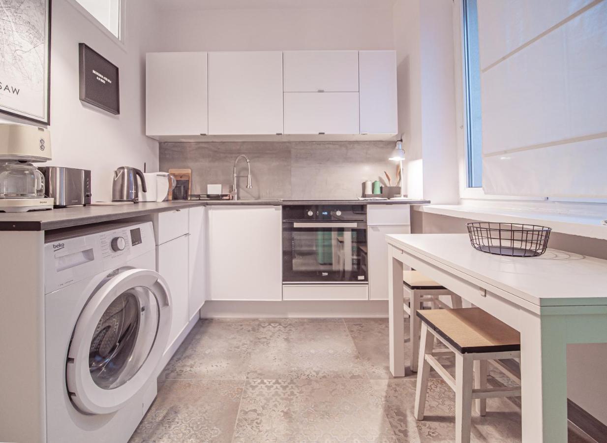 Retro Comfort Apartment